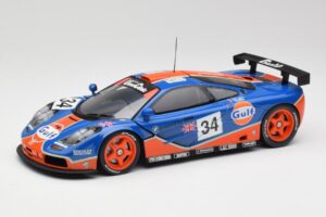 McLaren F1 GTR #34 Gulf Racing 1996 UT Models 1:18 39621 Metāls