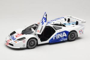 McLaren F1 GTR #9 P. Kox / R. Ravaglia FIA GT Championship 1997 UT Models 1:18 39711 Metāls — attēls 2 no 8