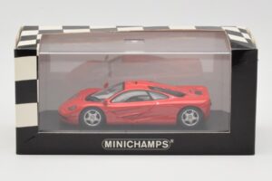 McLaren F1 Sarkans Minichamps 1:43 433133438 Metāls — attēls 4 no 4