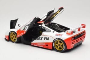 McLaren F1 GTR West Competition #49 J. Nielsen / J. Mass / T. Bscher 24 Hours of Le Mans 1995 Minichamps 1:18 530133549 Metāl — attēls 5 no 8