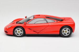 McLaren F1 Magma Sarkans Minichamps 1:18 530133422 Metāls — attēls 4 no 8