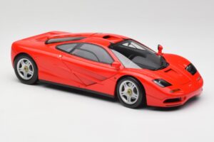 McLaren F1 Magma Sarkans Minichamps 1:18 530133422 Metāls — attēls 6 no 8