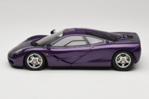 McLaren F1 Violets LCD 1:18 LCD18014-PU Metāls — attēls 4 no 8
