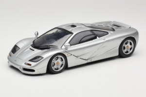 McLaren F1 Sudrabs UT Models 1:18 530133180-R1 Metāls