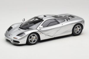 McLaren F1 Sudrabs LCD 1:18 LCD18014-SI Metāls