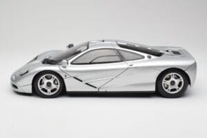 McLaren F1 Sudrabs Minichamps 1:12 530133129 Metāls — attēls 4 no 8