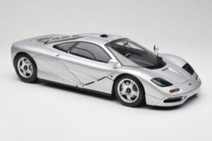 McLaren F1 Sudrabs Minichamps 1:12 530133129 Metāls — attēls 6 no 8