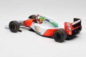 McLaren MP4/8 Ford #8 A. Senna Winner Australian GP 1993 Minichamps 1:18 540933838 Metāls — attēls 6 no 7