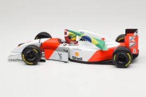 McLaren MP4/8 Ford #8 A. Senna Winner European GP Donington 1993 Minichamps 1:18 540931848 Metāls — attēls 3 no 6