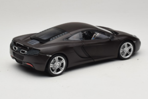 McLaren MP4-12C Matt Black Minichamps 1:18 110133021 Metāls — attēls 3 no 8