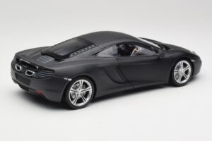 McLaren MP4-12C Matt Satellite Pelēks Minichamps 1:18 110133024 Metāls — attēls 3 no 8