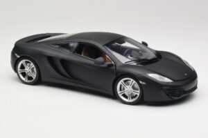 McLaren MP4-12C Matt Satellite Pelēks Minichamps 1:18 110133024 Metāls — attēls 6 no 8