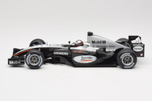 McLaren MP4-19 Mercedes J.P. Montoya Test Car 2005 Minichamps 1:18 533051880 Metāls — attēls 3 no 7