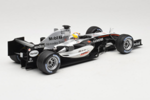McLaren MP4-20 Mercedes #10 J.P. Montoya F1 2005 Minichamps 1:18 B66962338 Metāls — attēls 2 no 6