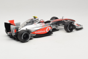 McLaren MP4-24 Mercedes #2 H. Kovalainen F1 2009 Dealer Edition Minichamps 1:18 B66960041 Metāls — attēls 2 no 7
