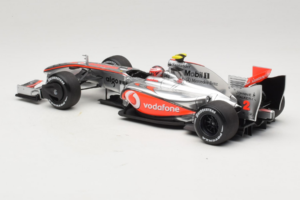 McLaren MP4-24 Mercedes #2 H. Kovalainen F1 2009 Dealer Edition Minichamps 1:18 B66960041 Metāls — attēls 5 no 7