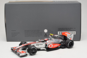 McLaren MP4-24 Mercedes #2 H. Kovalainen F1 2009 Dealer Edition Minichamps 1:18 B66960041 Metāls — attēls 6 no 7