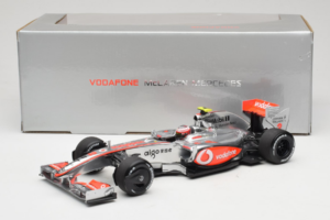 McLaren MP4-24 Mercedes #2 H. Kovalainen F1 2009 Minichamps 1:18 503091802 Metāls — attēls 7 no 7