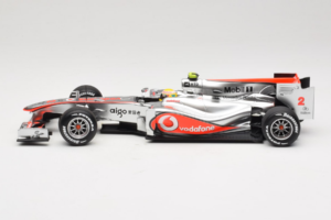 McLaren MP4-25 Mercedes #2 L. Hamilton Vodafone McLaren F1 2010 Minichamps 1:18 530101802 Metāls — attēls 3 no 7