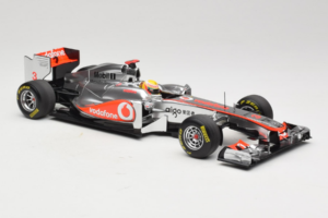 McLaren MP4-26 Mercedes #3 L. Hamilton Vodafone McLaren F1 2011 Minichamps 1:18 530111803 Metāls — attēls 4 no 7