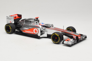 McLaren MP4-27 Mercedes #3 J. Button Vodafone McLaren Showcar F1 2012 Minichamps 1:18 530121873 Metāls — attēls 4 no 7