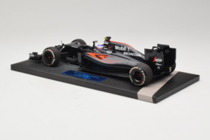McLaren MP4-31 Honda #22 J. Button McLaren Honda F1 Team Chinese Grand Prix 2016 Minichamps 1:18 537161822 Metāls — attēls 5 no 7