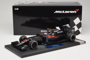 McLaren MP4-31 Honda #22 J. Button McLaren Honda F1 Team Chinese Grand Prix 2016 Minichamps 1:18 537161822 Metāls — attēls 7 no 7