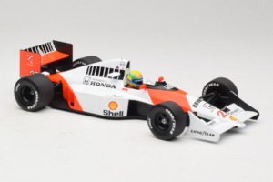McLaren MP4/5B Honda #27 A. Senna Marlboro McLaren F1 World Champion 1990 Minichamps 1:18 540901827 Metāls — attēls 4 no 7