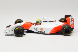 McLaren MP4/8 Ford #8 A. Senna Marlboro McLaren 1993 Minichamps 1:18 540931808 Metāls — attēls 3 no 7