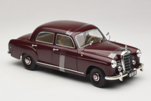 Mercedes 180 Ponton Tumšsarkans Revell 1:18 08876 Metāls — attēls 4 no 6