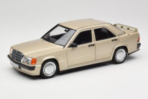 Mercedes 190E W201 2.3-16 Smoke Silver Metallic Norev 1:18 183831 Metāls