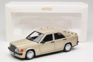 Mercedes 190E W201 2.3-16 Smoke Silver Metallic Norev 1:18 183831 Metāls — attēls 8 no 8