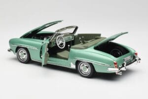 Mercedes 190 SL W121 Gaiši Zaļš Metallic Norev 1:18 183401 Metāls — attēls 6 no 9