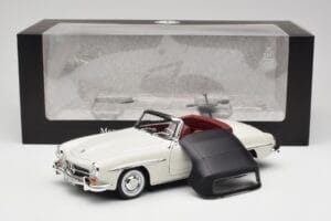 Mercedes 190 SL W121 Gaiši Pelēks Norev 1:18 B66040710 Metāls — attēls 10 no 10