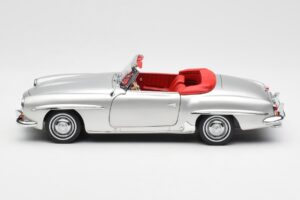 Mercedes 190 SL W121 Sudrabs Norev 1:18 B660640604 Metāls — attēls 4 no 8
