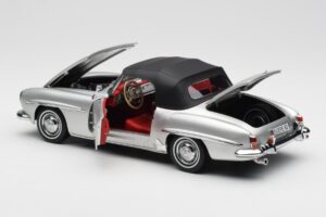 Mercedes 190 SL W121 Sudrabs Norev 1:18 B660640604 Metāls — attēls 5 no 8