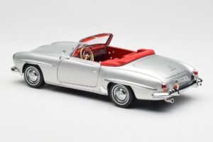 Mercedes 190 SL W121 Sudrabs Norev 1:18 B660640604 Metāls — attēls 7 no 8