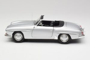 Mercedes 190 SL W121 Sudrabs Pelēks Minichamps 1:18 100037031 Metāls — attēls 4 no 8