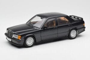 Mercedes 190E 2.3-16 W201 Zilsmelns Metallic AUTOart 1:18 76122 Metāls