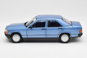 Mercedes 190E W201 Diamond Zils Dīlera Izdevums Norev 1:18 B66040661 Metāls — attēls 4 no 8