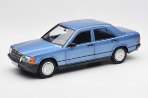 Mercedes 190E W201 Diamond Zils Dīlera Izdevums Norev 1:18 B66040661 Metāls