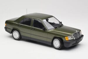Mercedes 190E W201 Zaļš Metaliks Minichamps 1:18 155037001 Metāls — attēls 4 no 6
