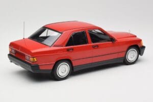 Mercedes 190E W201 Sarkans Minichamps 1:18 155037000 Metāls — attēls 2 no 6