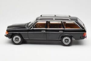 Mercedes 200 T S123 Melns Norev 1:18 183735 Metāls — attēls 4 no 8