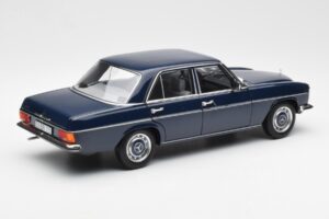 Mercedes 200 W114 Midnight Zils Dīlera Izdevums Norev 1:18 B66040694 Metāls — attēls 3 no 8