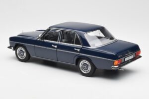 Mercedes 200 W114 Midnight Zils Dīlera Izdevums Norev 1:18 B66040694 Metāls — attēls 7 no 8