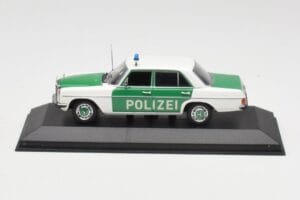 Mercedes 200 W115 Policija Minichamps 1:43 400034090 Metāls