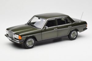 Mercedes 200 W123 Cypress Zaļš Metaliks Dīlera Izdevums Norev 1:18 B66040654 Metāls