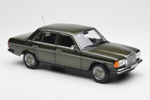 Mercedes 200 W123 Cypress Zaļš Metaliks Dīlera Izdevums Norev 1:18 B66040654 Metāls — attēls 6 no 8