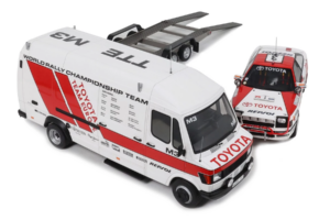 Mercedes 208D + Toyota Celica ST165 Gr.A RAC Safari 1990 Otto 1:18 OT480 Sveķi — attēls 2 no 4
